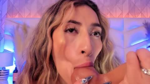LIZZI online show from May 15, 10:56 pm
