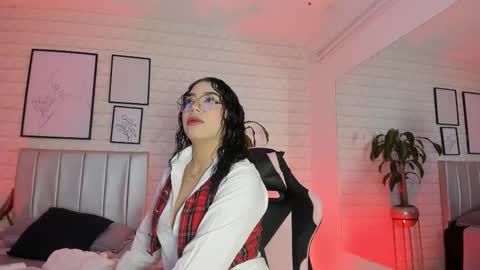  Lizzie  online show from March 2, 12:01 pm