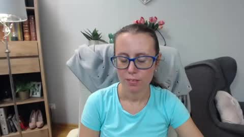 Lizzy online show from July 10, 8:15 am