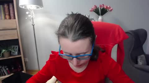 Lizzy online show from February 26, 6:01 am