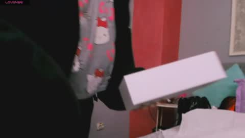 Lizzy online show from April 2, 4:59 pm