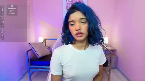 Snapshot of lola__45 chatting on October 2, 4:45 pm online show from October 2, 4:45 pm