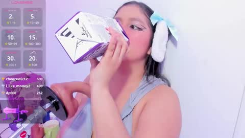 lola online show from November 23, 12:29 pm