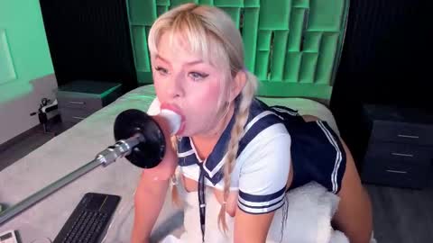 Lola Angel online show from October 13, 7:49 pm