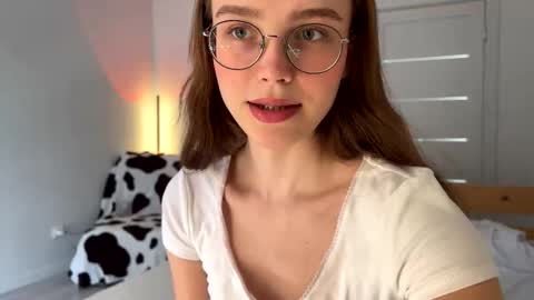 lolaatate online show from March 17, 12:53 pm