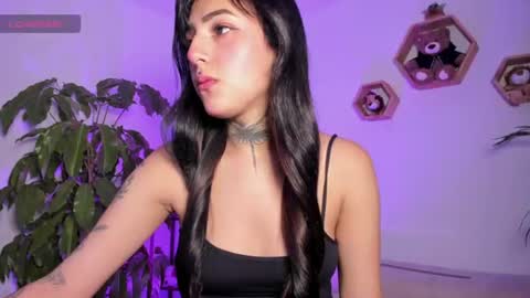 Lola online show from July 18, 8:33 pm