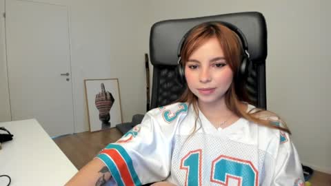 Lola doll online show from April 6, 6:25 am