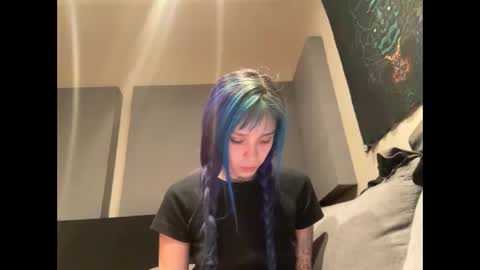 lole online show from November 8, 12:26 am