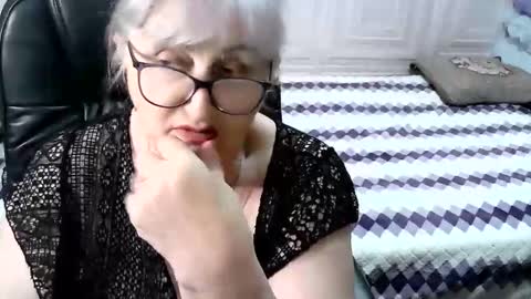 LolkaAlyss online show from November 16, 10:10 pm