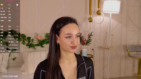 Lolly online show from February 22, 9:54 am