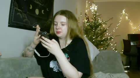 Lilly online show from January 12, 2:24 am