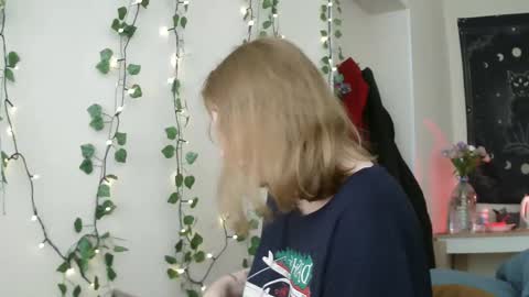 Lilly online show from March 9, 11:25 am