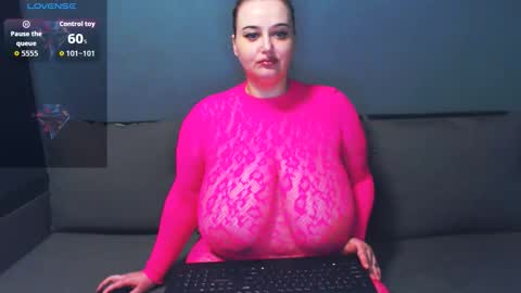 Snapshot of looking4love6969 chatting on September 18, 9:13 pm looking4love6969 online show from September 18, 9:13 pm