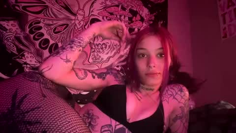 Snapshot of lookingforlona chatting on September 25, 4:39 pm lookingforlona online show from September 25, 4:39 pm