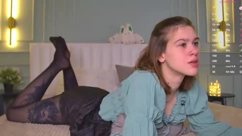 Lora online show from February 16, 4:07 pm