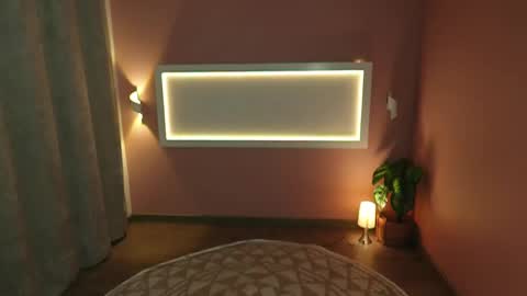 Deborah Daz online show from October 14, 12:30 pm