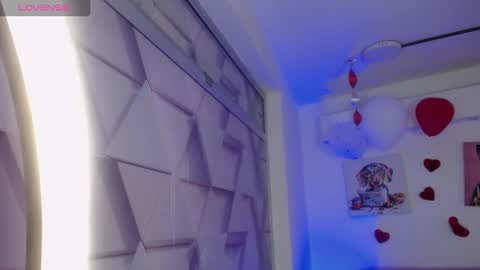 LORELI online show from February 19, 4:34 am