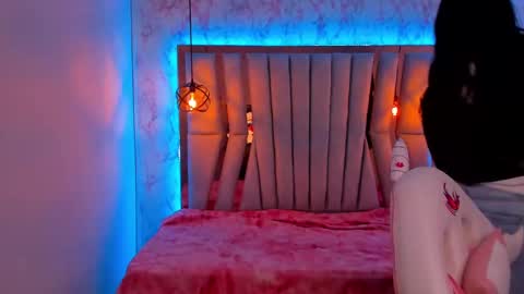 lorem_adams online show from February 18, 11:44 am