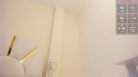 Lorena Gate online Colombia 230 pm to 930 pm online show from December 18, 8:46 pm