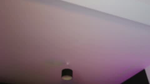 Amelia online show from November 4, 8:25 pm