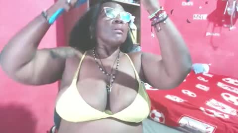 loretybighot online show from April 22, 12:46 pm