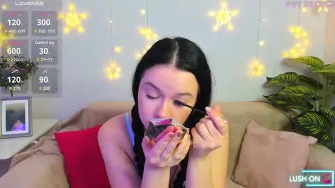 Lori online show from February 27, 2:32 am