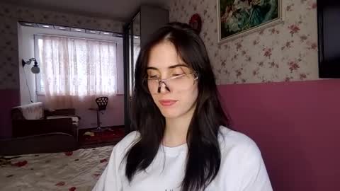 Kira online show from December 1, 7:34 am