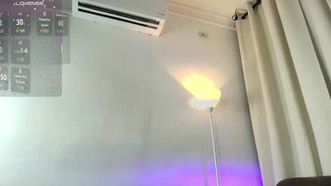 lory online show from March 25, 9:06 pm