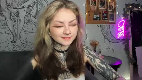 Snapshot of lostallice chatting on February 10, 3:03 am lostallice online show from February 10, 3:03 am