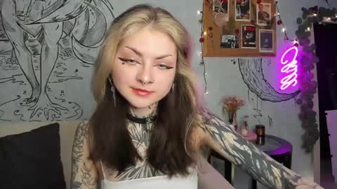 Snapshot of lostallice chatting on December 15, 3:56 am lostallice online show from December 15, 3:56 am