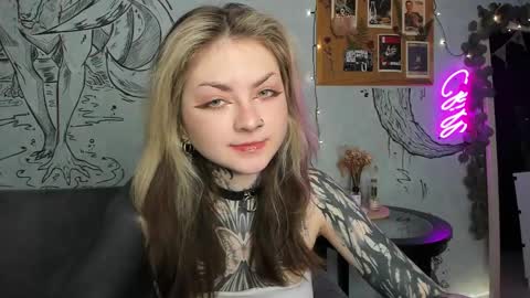 Snapshot of lostallice chatting on February 18, 4:15 am lostallice online show from February 18, 4:15 am