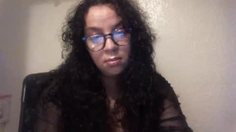 Snapshot of lotuzpetals chatting on October 18, 7:00 am Jasmine online show from October 18, 7:00 am