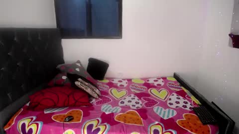 lou_anna02 online show from November 4, 10:15 pm