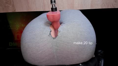 Kira online show from December 7, 1:18 pm