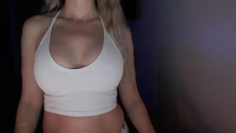 LoVe On  online show from February 9, 12:07 pm