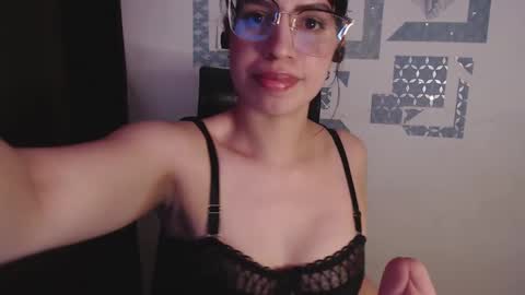 IAmBunny online show from December 17, 11:05 pm