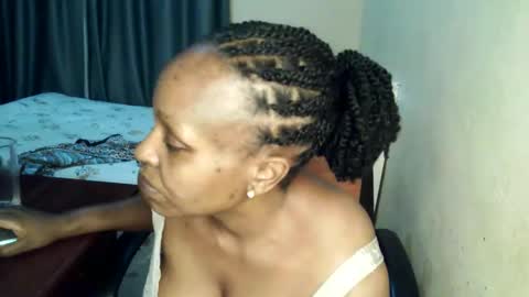 loveedee4 online show from May 15, 11:51 pm