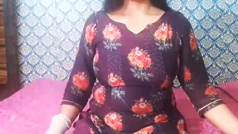 Divya online show from February 4, 8:39 am