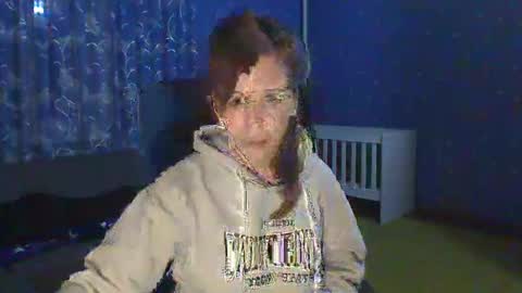 loveis007 online show from March 19, 8:35 pm