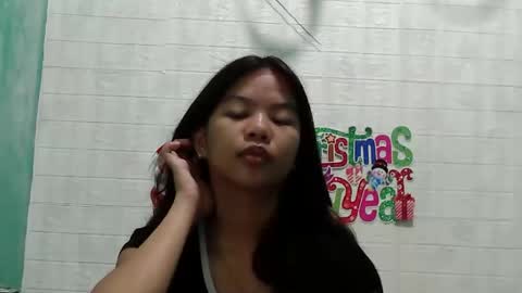 lovellypussy4u online show from December 16, 4:40 am