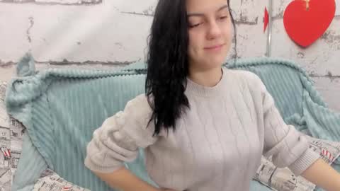 lovely__audrey online show from November 18, 1:28 am