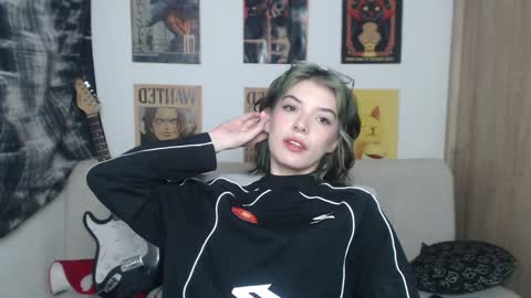 Cassie online show from February 8, 9:46 am