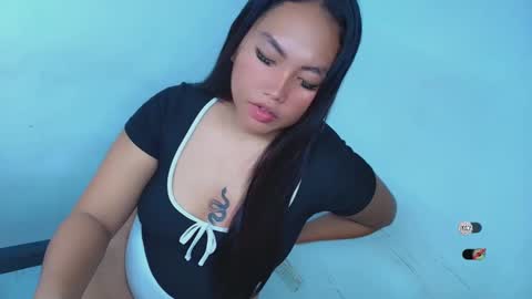 lovely_megan08 online show from February 5, 2:20 pm