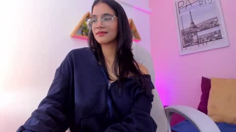 Olivia online show from June 6, 5:08 pm