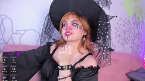 Paris Rose online show from November 1, 5:00 am