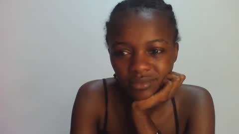 Lovely yvonne online show from October 2, 9:09 pm