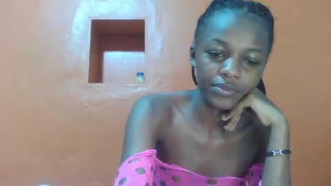 Lovely yvonne online show from November 26, 7:48 pm