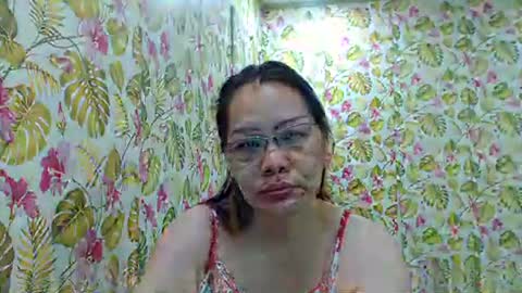 Snapshot of lovelyasiancutie chatting on October 19, 8:55 pm lovelyasiancutie online show from October 19, 8:55 pm