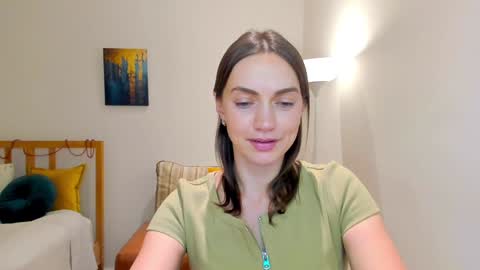 Snapshot of lovelyeemia chatting on December 29, 2:42 pm Mia online show from December 29, 2:42 pm