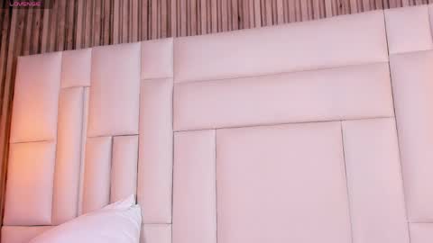 Lovely online show from April 16, 9:39 pm